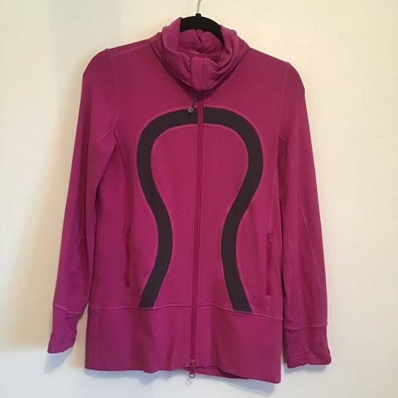Lululemon In Stride Jacket Dew Berry/Black - Picture 2 of 3